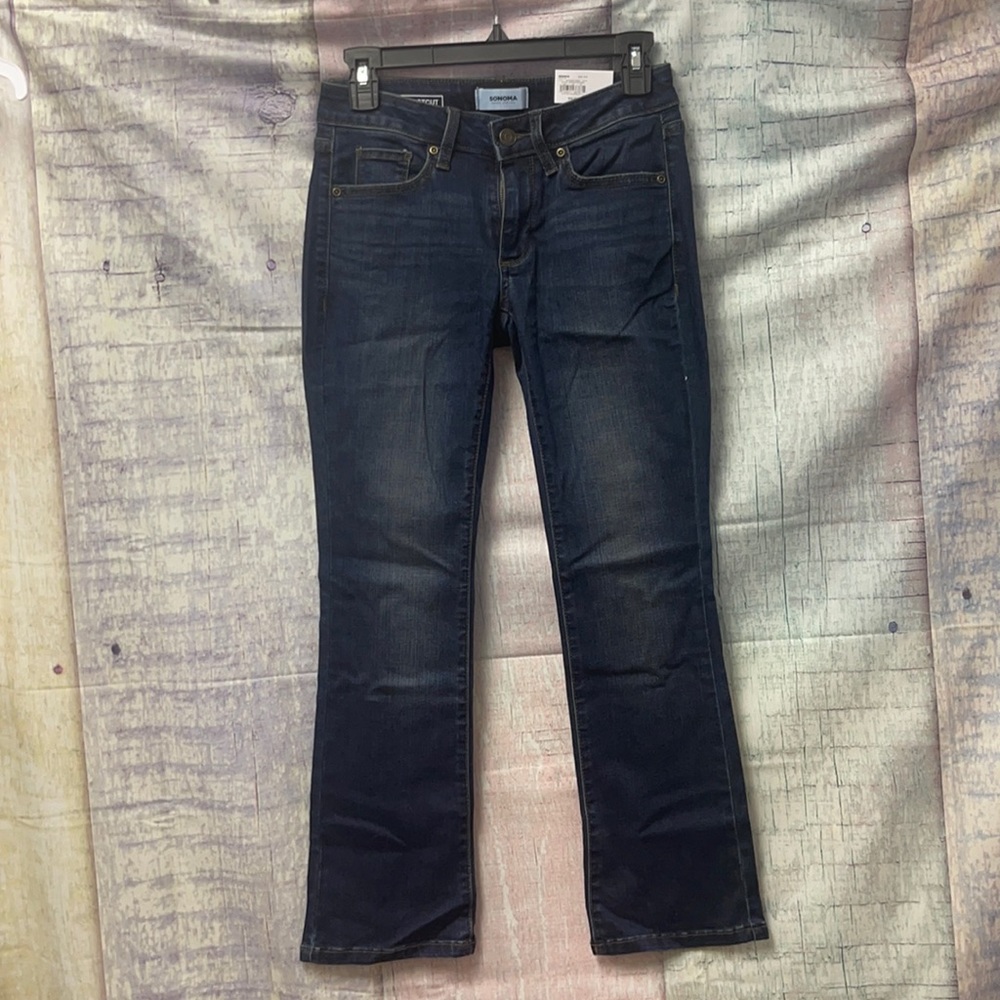 - Brand new Woman’s Sonoma Jeans. Petites 2PS.